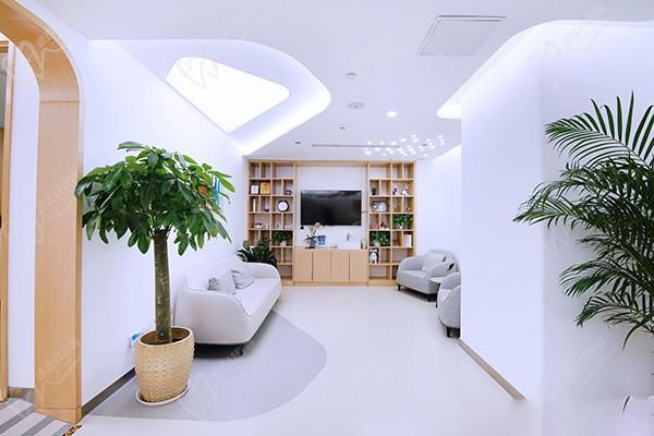 北京豐聯(lián)麗格醫(yī)美容門(mén)診環(huán)境